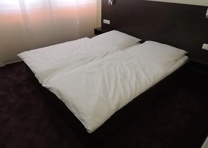 Aaa Budget Hotel Köln